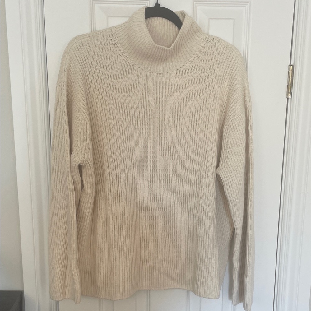 GAP Cream Turtleneck Sweater